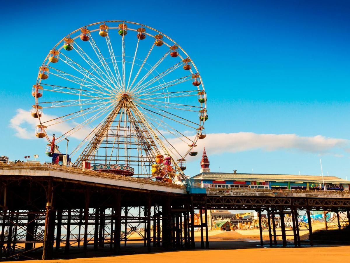 White Moon Hotel Blackpool Exterior foto
